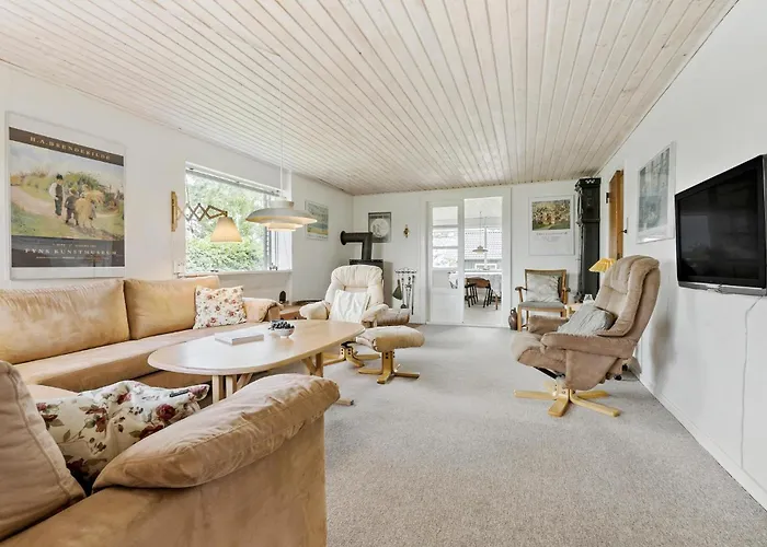 Cozy In With Wifi Mesinge